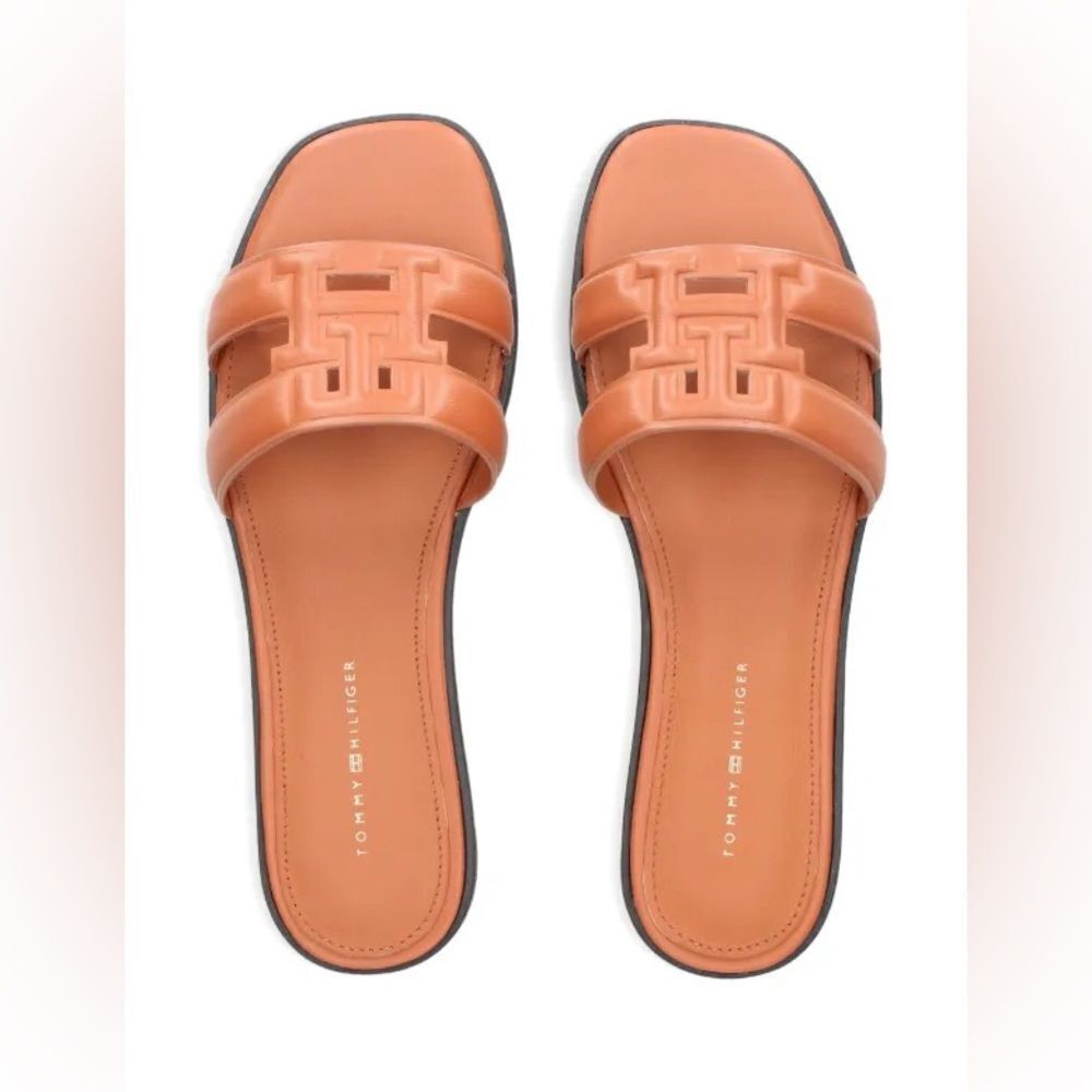 NWOT Tommy Hilfiger Leather Sandals
